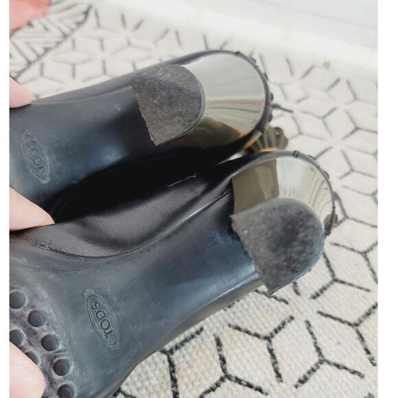 TOD’s Duck Lace Up Heeled Booties in Olive Green Suede & Black, sz 6.5 - Picture 14 of 16